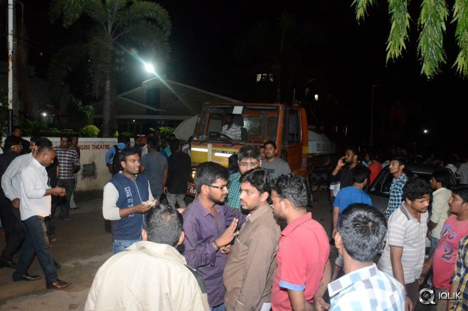 Janatha-Garage-Movie-Benefit-Show-Hungama